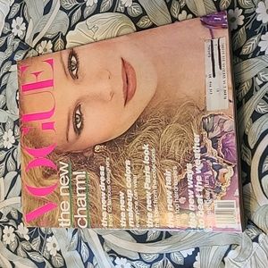 Vintage Vogue Magazine October 1977